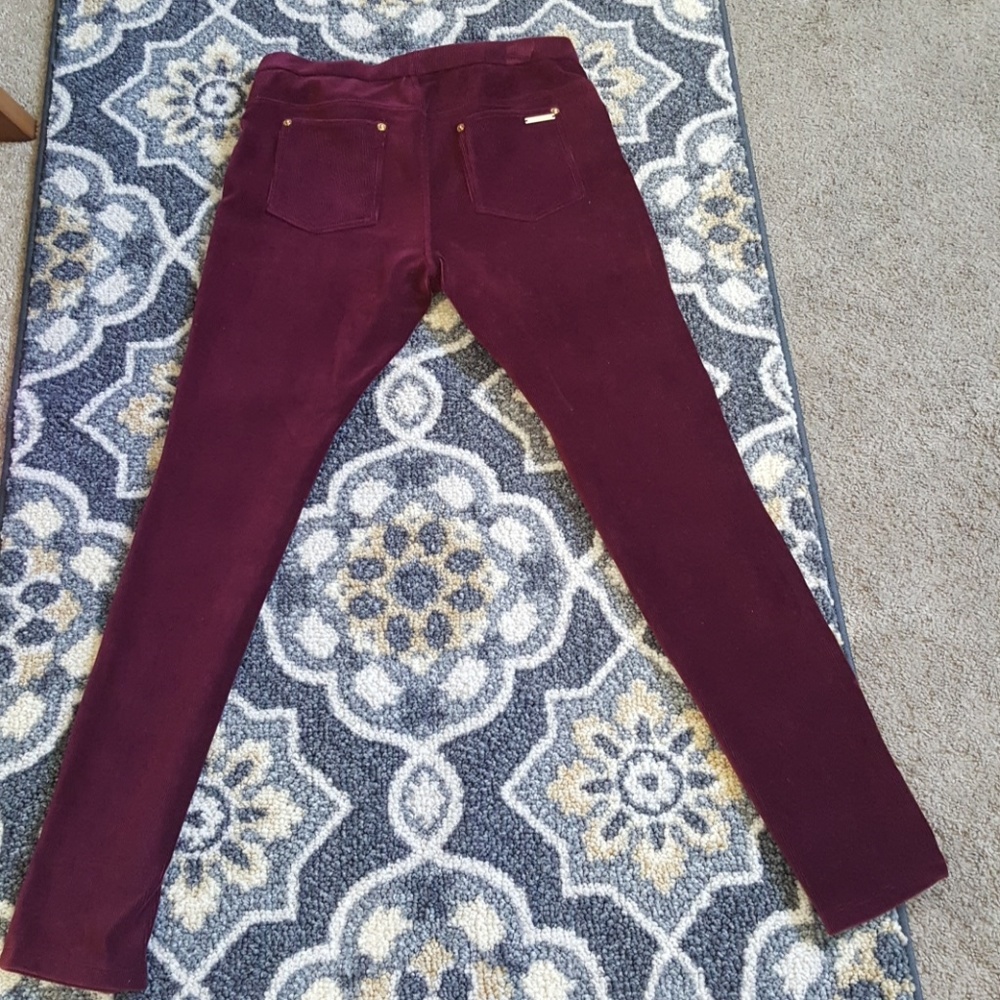 ❣Michael Kors light stretch, corduroy leggings.